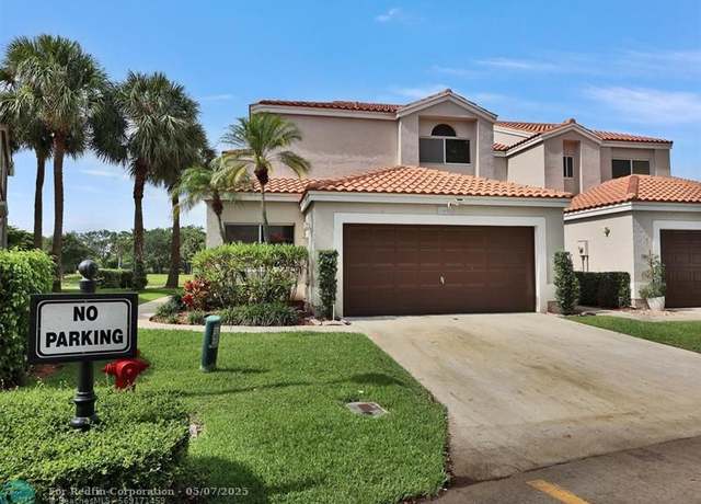Property at 10470 Lake Vista Cir #10470, Boca Raton, FL 33498, 3 beds, 3 baths
