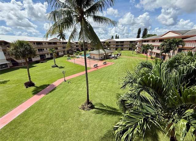 Property at 5300 Washington St Unit 309M, Hollywood, FL 33021, 2 beds, 2 baths