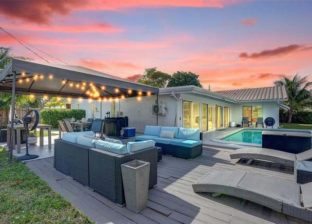 Property at 4100 Bayview Dr, Fort Lauderdale, FL 33308, 4 beds, 3 baths