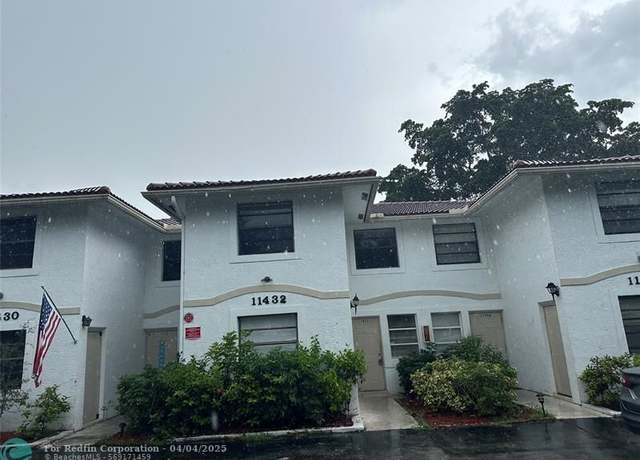 Property at 11430-11434 NW 39th St, Coral Springs, FL 33065, 9 beds, 7.5 baths