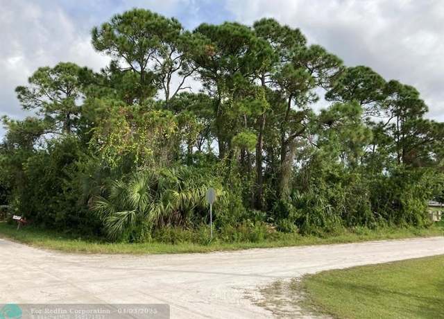 Property at 3604 E 18 St, FL 33972