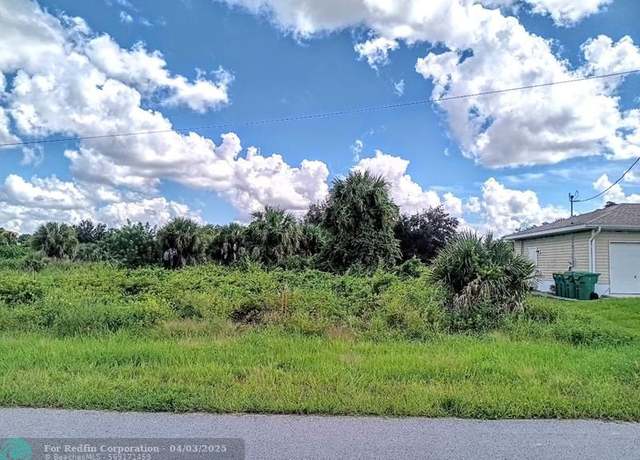 Property at 100 Flanders St, FL 33954