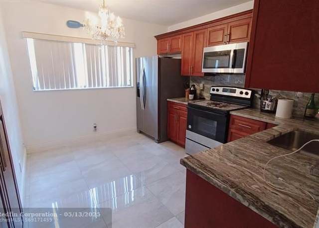 Property at 15401 Pembridge Ave #13, Delray Beach, FL 33484, 2 beds, 2 baths