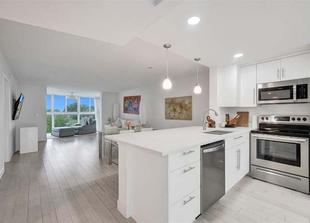 Property at 7624 NW 18th St #303, Margate, FL 33063, 2 beds, 2 baths