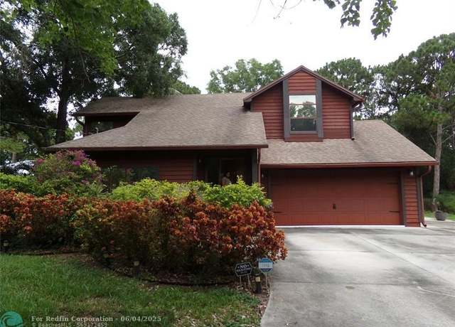 Property at 751 NW Grenada St, Port St. Lucie, FL 34983, 5 beds, 2 baths