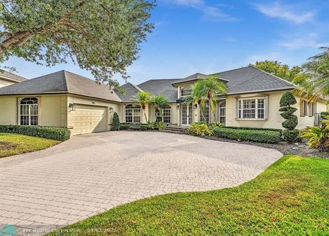 Property at 8941 SW 8th St, Plantation, FL 33324, 4 beds, 3.5 baths