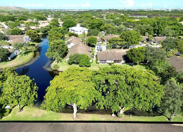 Property at 3264 Carambola Cir #3264, Coconut Creek, FL 33066, 2 beds, 2 baths