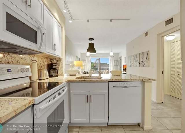Property at 2230 N Cypress Bend Dr #306, Pompano Beach, FL 33069, 2 beds, 2 baths