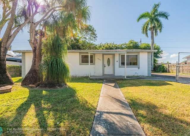 Property at 15614 SW 297th Ter, Homestead, FL 33033, 3 beds, 2 baths