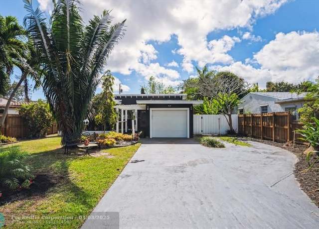 Property at 2620 Wilson St, Hollywood, FL 33020, 2 beds, 1 bath