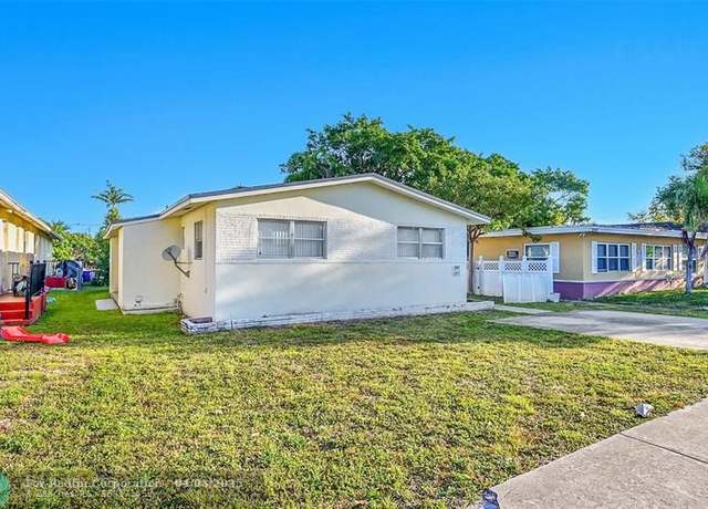 Property at 2409 Taft St, Hollywood, FL 33020, 4 beds, 2 baths