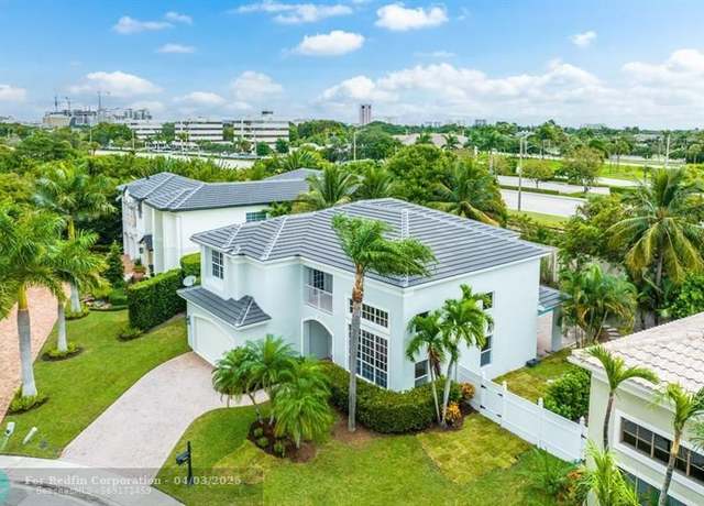 Property at 1650 SW 2nd Ave, Boca Raton, FL 33432, 4 beds, 3 baths