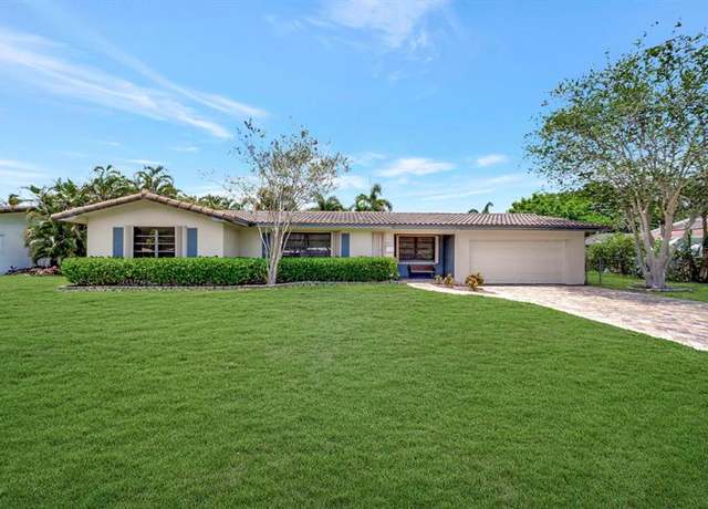 Property at 621 Sandlewood Ln, Plantation, FL 33317, 3 beds, 2 baths