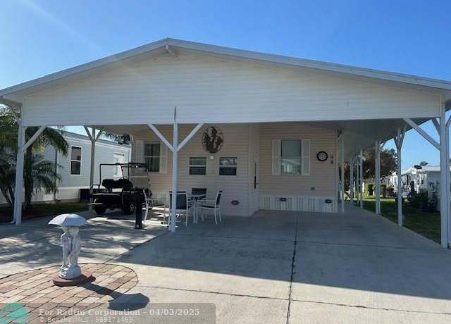 Property at 1601 Us Highway 441, Okeechobee, FL 34974, 2 beds, 2 baths