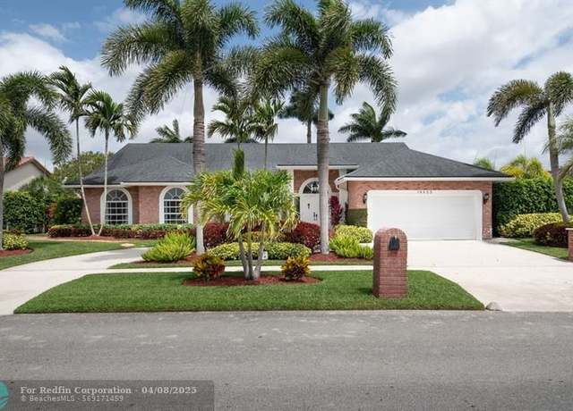 Property at 16633 Golfview Dr, Weston, FL 33326, 4 beds, 3 baths