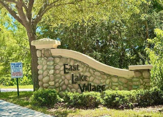 Property at 2000 SE Korona Dr, Port St. Lucie, FL 34952, 3 beds, 2.5 baths