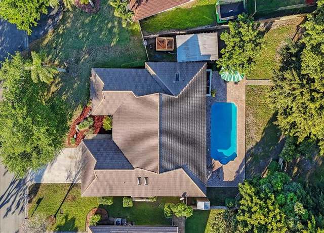 Property at 9924 NW 3rd Pl, Coral Springs, FL 33071, 4 beds, 2.5 baths