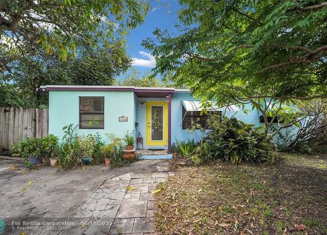 Property at 1326 SW 23rd Ave, Fort Lauderdale, FL 33312, 2 beds, 2 baths