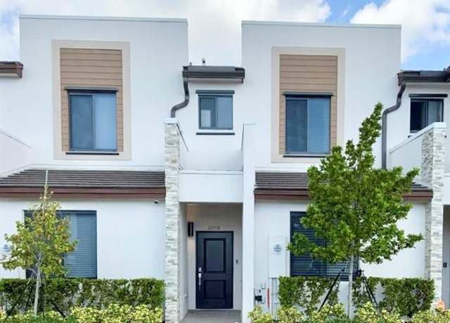 Property at 21108 NE 8th Ave, Miami, FL 33179, 3 beds, 3 baths