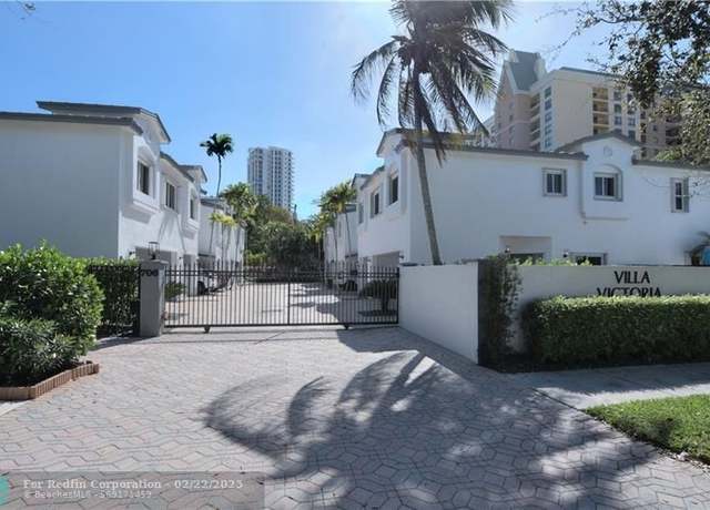 Property at 706 NE 2nd St #7, Fort Lauderdale, FL 33301, 3 beds, 2.5 baths