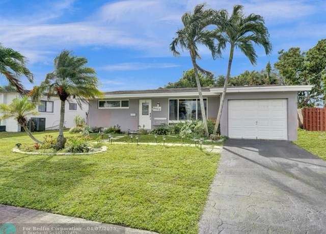 Property at 8620 NW 25th St, Sunrise, FL 33322, 2 beds, 2 baths