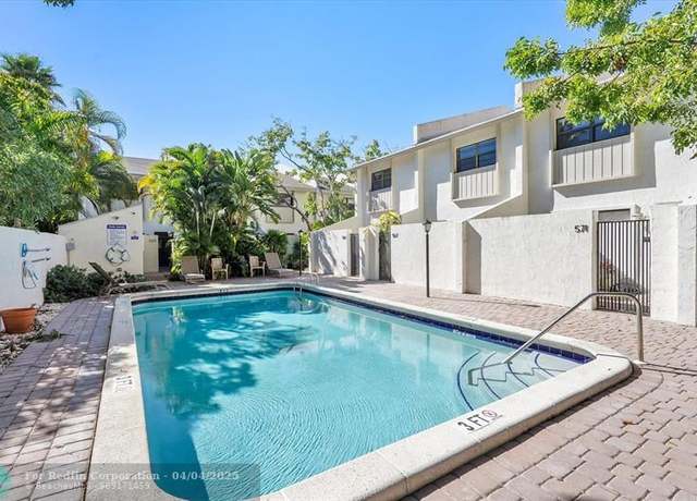 Property at 559 NE 7th Ave Unit 6A, Fort Lauderdale, FL 33301, 2 beds, 2.5 baths