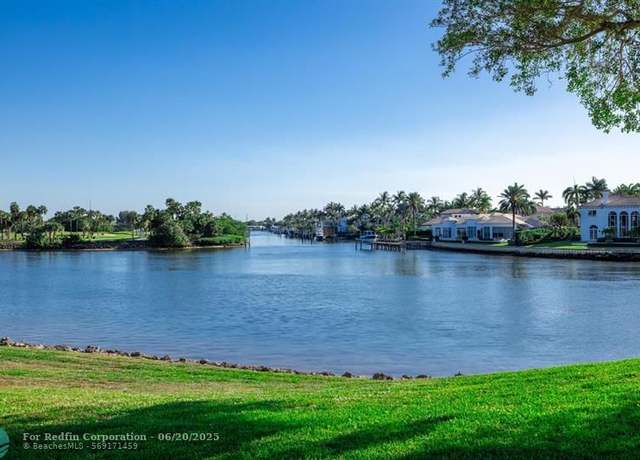 Property at 374 Golfview Rd #106, North Palm Beach, FL 33408, 2 beds, 2 baths