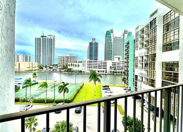 Property at 400 Leslie Dr #604, Hallandale, FL 33009, 1 bed, 1.5 baths