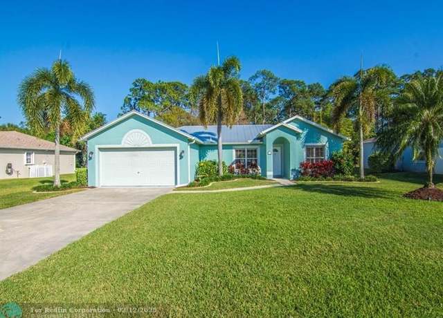 Property at 713 46th Sq, Vero Beach, FL 32968, 3 beds, 2 baths