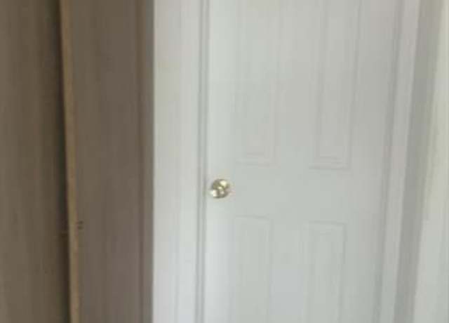 Property at 1608 N 15th St, Fort Pierce, FL 34950, 2 beds, 1 bath