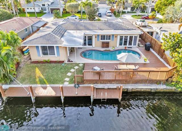 Property at 920 SE 4 Ave, Pompano Beach, FL 33060, 3 beds, 3 baths