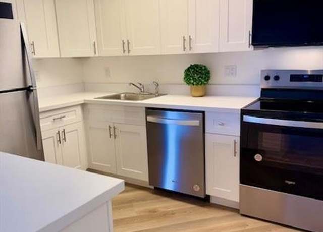 Property at 1999 NE Collins Cir Unit 3-1, Jensen Beach, FL 34957, 1 bed, 1 bath