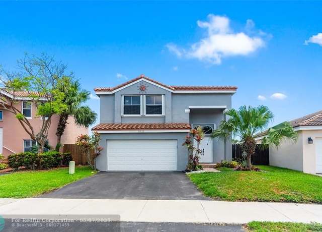 Property at 8434 SW 42nd Ct, Davie, FL 33328, 3 beds, 2.5 baths