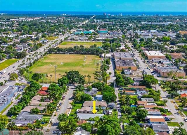 Property at 2432 Sherman St, Hollywood, FL 33020, 4 beds, 4 baths