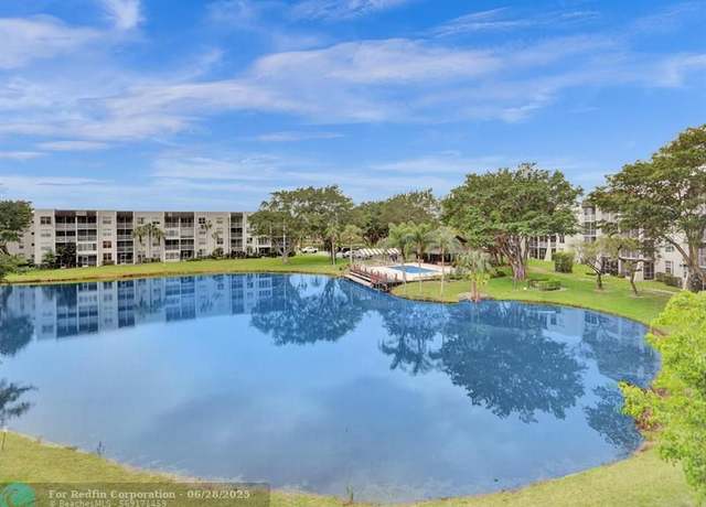 Property at 9330 Lagoon Pl #301, Davie, FL 33324, 1 bed, 1 bath