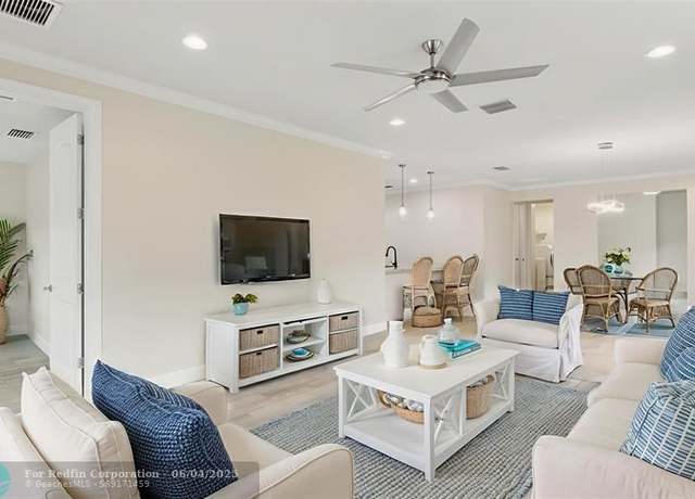 Property at 4487 Beauty Leaf Cir, Vero Beach, FL 32967, 2 beds, 2 baths
