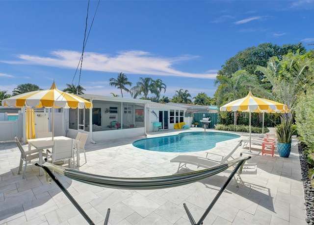 Property at 25 NE 26th Ct, Wilton Manors, FL 33334, 3 beds, 2 baths