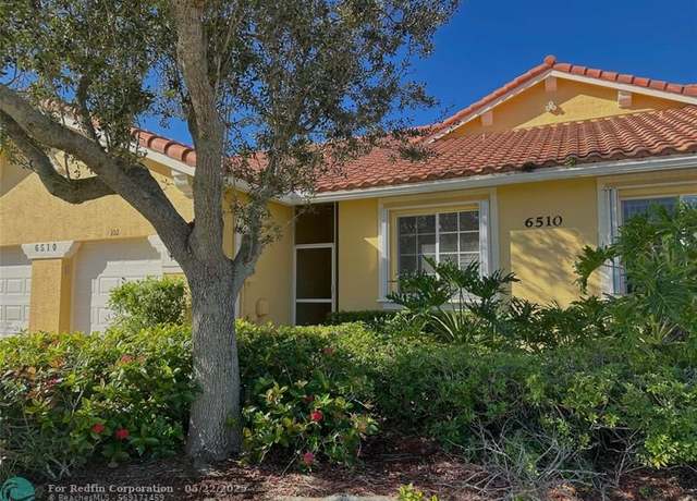 Property at 6510 Oxford Cir #102, Vero Beach, FL 32966, 2 beds, 2 baths