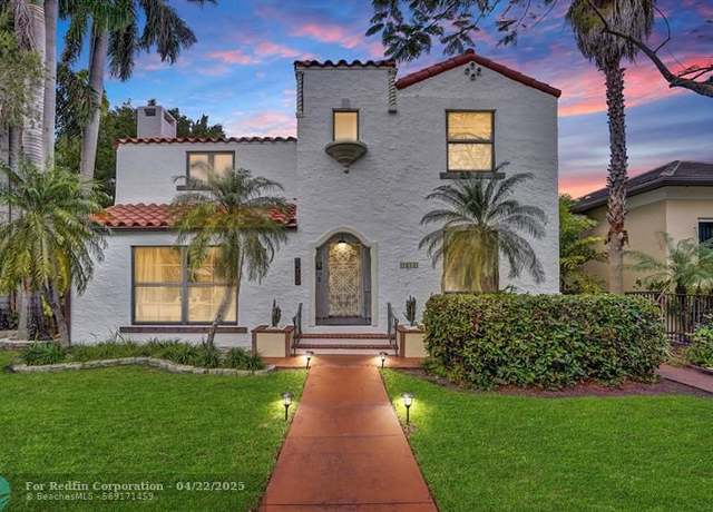 Property at 1013 Harrison St, Hollywood, FL 33019, 4 beds, 3 baths