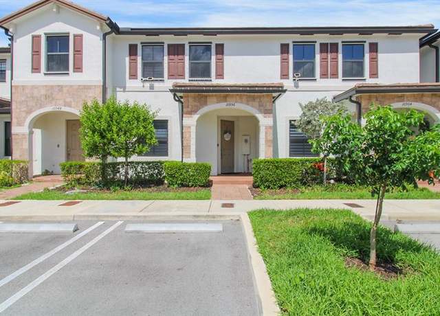Property at 10956 W 32nd Ln #10956, Hialeah, FL 33018, 3 beds, 2.5 baths