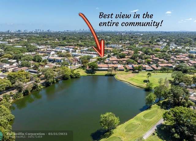 Property at 105 Saint Andrews Rd #105, Hollywood, FL 33021, 3 beds, 3 baths