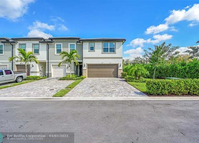 Property at 3201 Watercress Dr #3201, Lauderdale Lakes, FL 33311, 3 beds, 2.5 baths