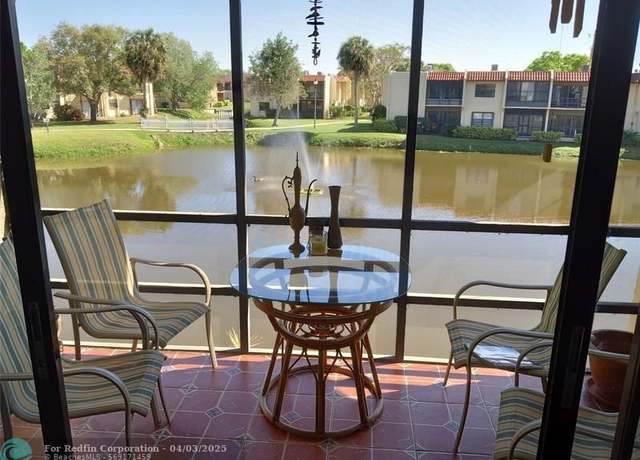 Property at 2050 Oleander Blvd Unit 6-204, Fort Pierce, FL 34950, 2 beds, 1.5 baths