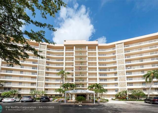 Property at 3507 Oaks Way #909, Pompano Beach, FL 33069, 3 beds, 2.5 baths