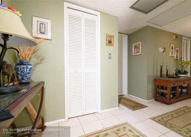 Property at 545 Oaks Ln #310, Pompano Beach, FL 33069, 3 beds, 2 baths