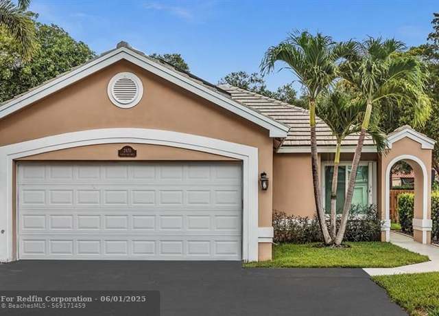Property at 2970 Myrtle Oak Cir, Davie, FL 33328, 2 beds, 2 baths