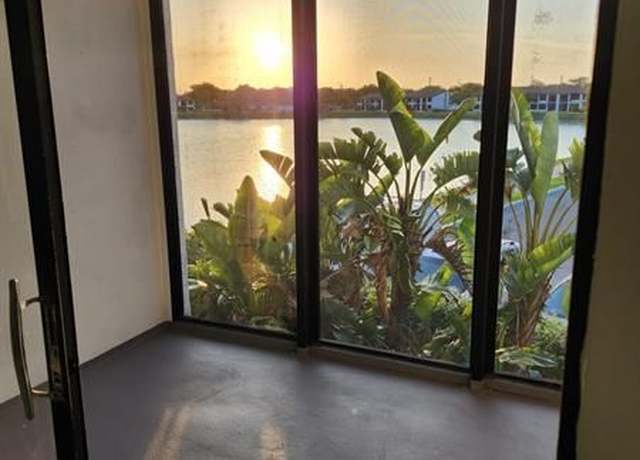 Property at 212 Lake Point Dr #211, Oakland Park, FL 33309, 2 beds, 2 baths