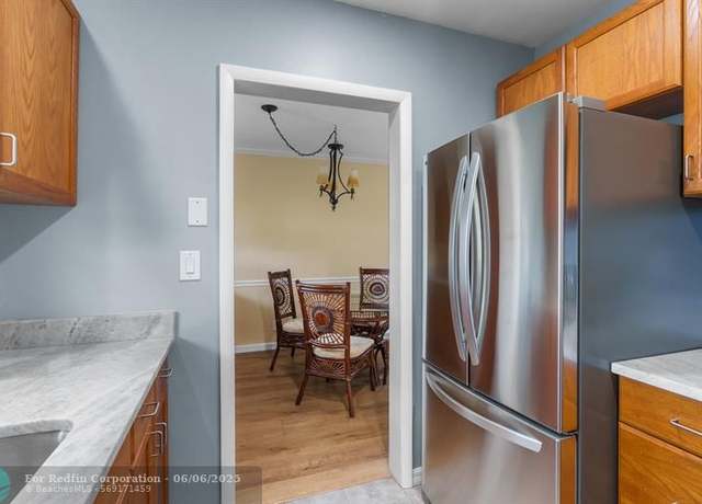 Property at 2015 NE 32nd Ct #25, Pompano Beach, FL 33064, 2 beds, 1.5 baths