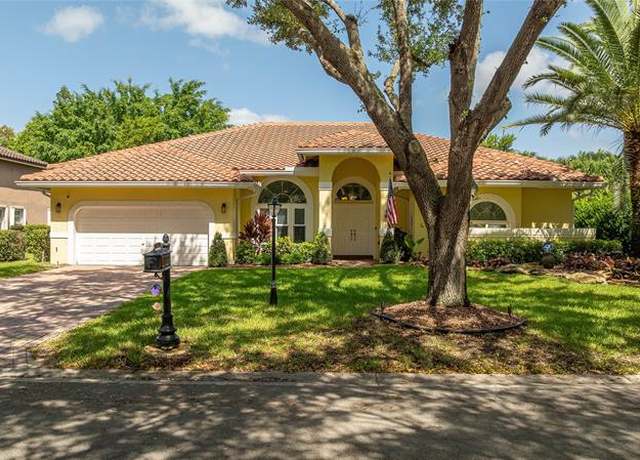 Property at 5815 NW 96th Dr, Parkland, FL 33076, 4 beds, 2.5 baths