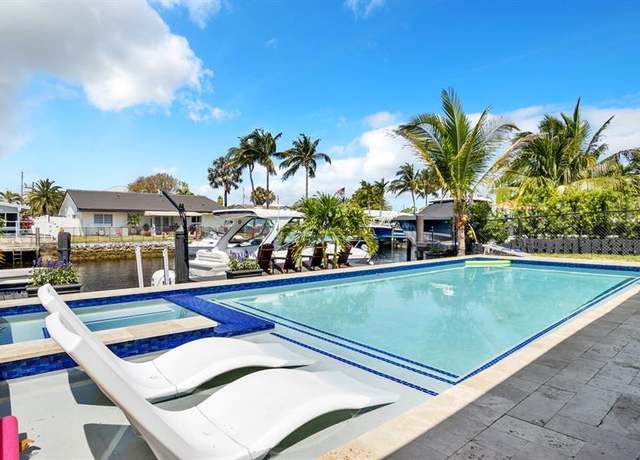 Property at 421 SE 14th Ave, Pompano Beach, FL 33060, 3 beds, 2 baths
